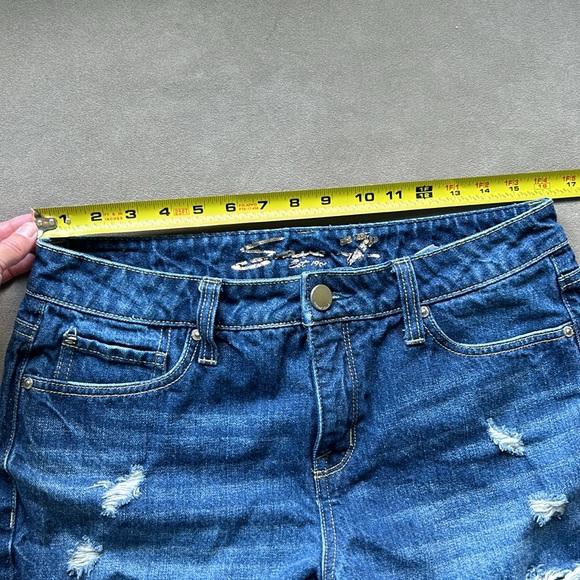 Seven7 distressed weekend shorts size 6 B39 - Picture 5 of 8